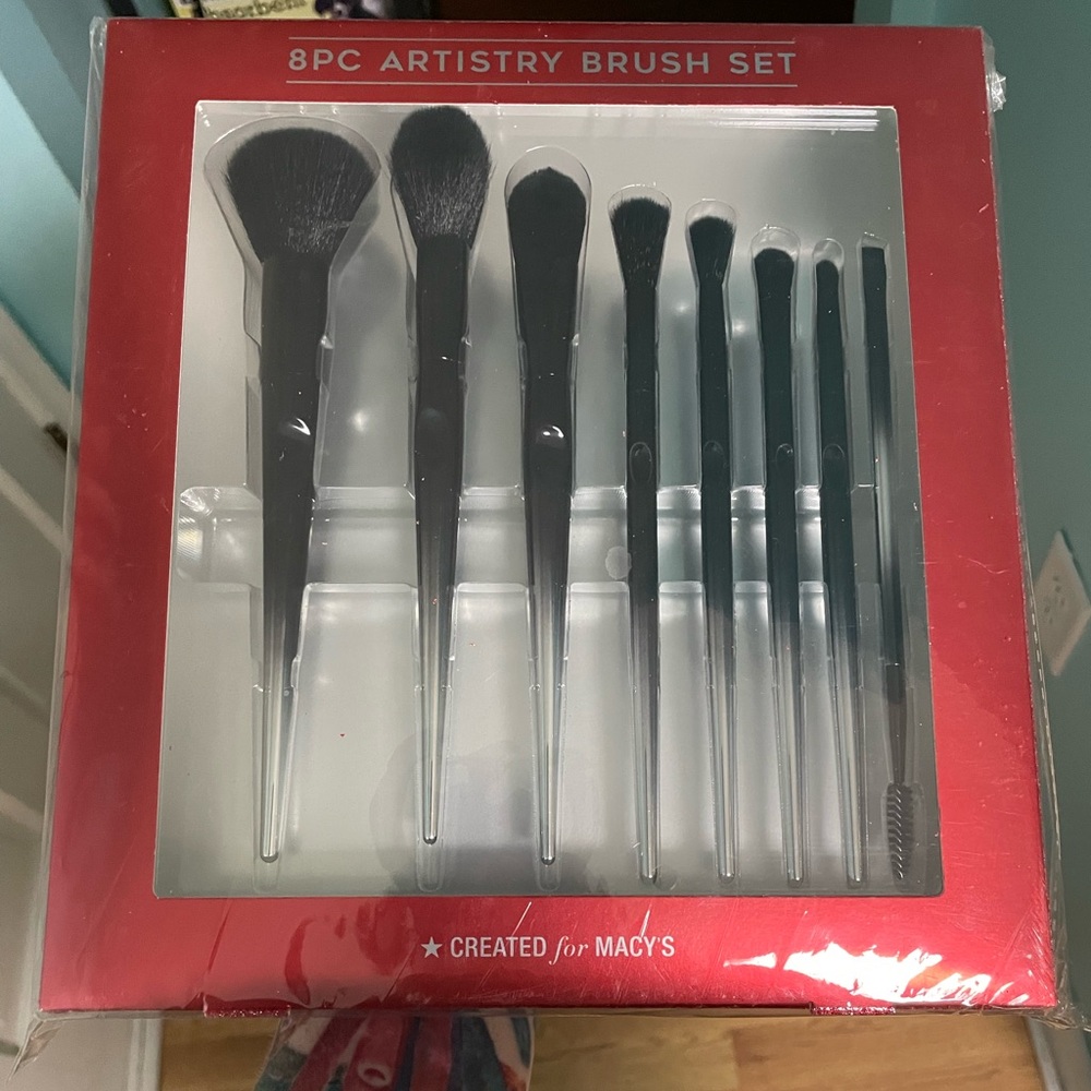 Macy's Black 8-Piece Makeup Brush Collection